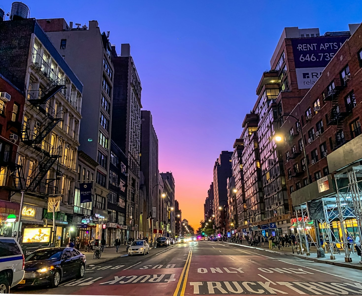 Seasonal Fashion Finds in the Heart of the District